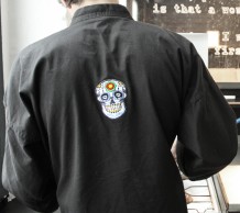 ManuTeeFaktur_Skull_Kitchen-Uniform-Skull02
