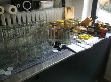 ManuTeeFaktur-laboratory_001