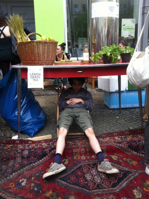 ManuTeeFaktur_ManuTeaFacture_mayday_2012-04